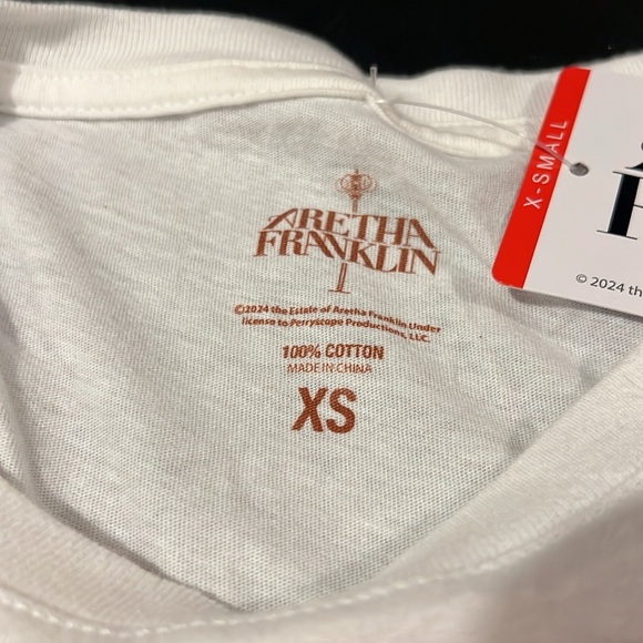 Ladies graphic T-shirt, Aretha Franklin size medium with Tags - Picture 2 of 5